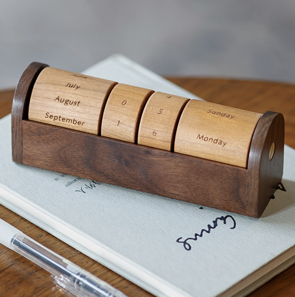 Wood Rotating Perpetual Calendar